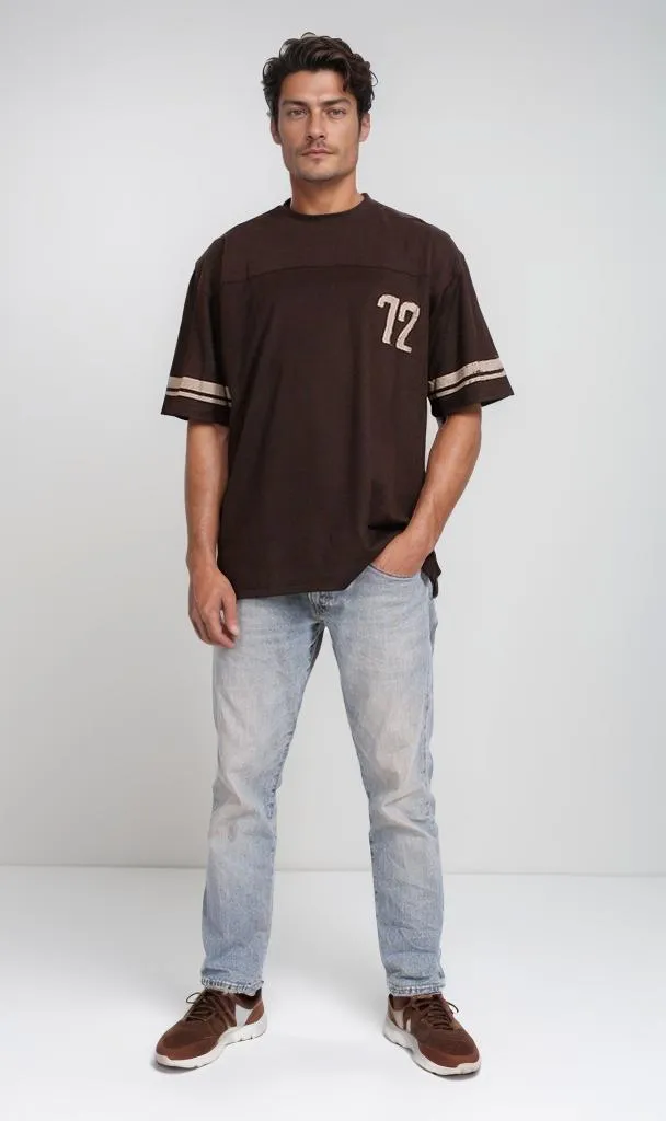 O204281 - Varsity-Inspired Striped Sleeve T-Shirt  Black