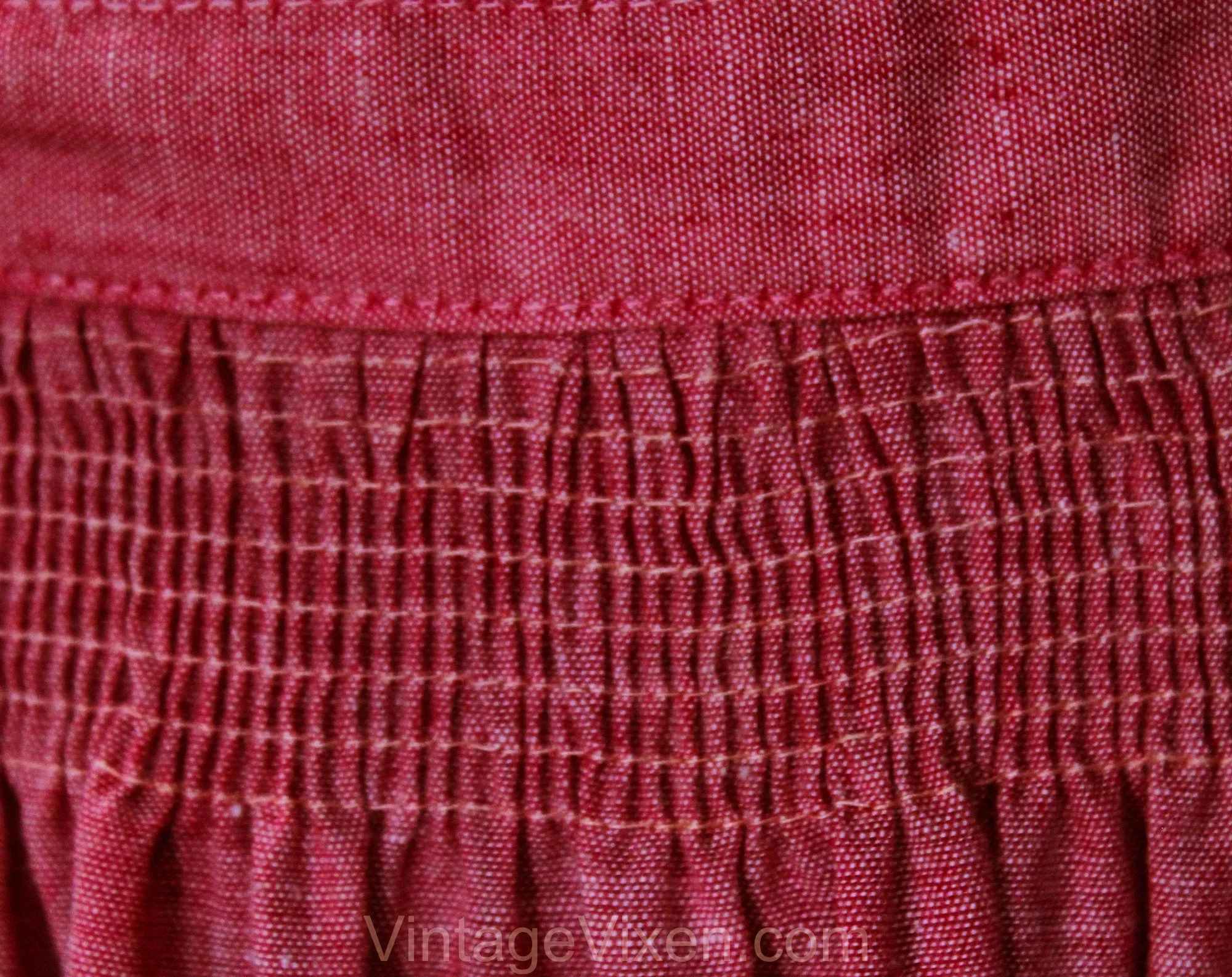 Size 4 Red Chambray Peasant Skirt by Narducci - Casual 1970s Full Style with Self Tie Belt - 1930s 40s Inspired Bohemian Cotton - Waist 25
